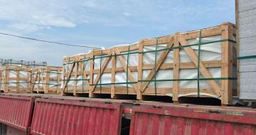 无锡 芝麻白花岗岩地铺石出口专车-泰国游