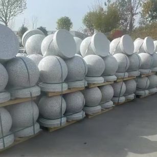 无锡 白麻花岗岩石材圆球，石球，挡车球，隔离球，景观石球，风水球等
