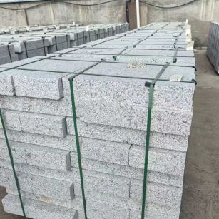 无锡 白麻花岗岩路沿石，弧形路沿石，道牙石，马路牙子，界石，路缘石，平沿石，直岩石，平缘石等