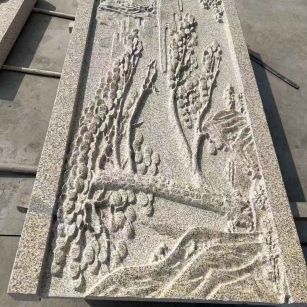 无锡 黄金麻雕刻板浮雕迎客松