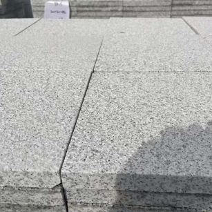 无锡 白麻花岗岩石材推荐 荔枝面地铺石