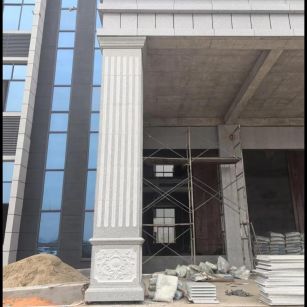 无锡 芝麻白光面花岗岩门楼大柱（罗马柱）配雕花底座