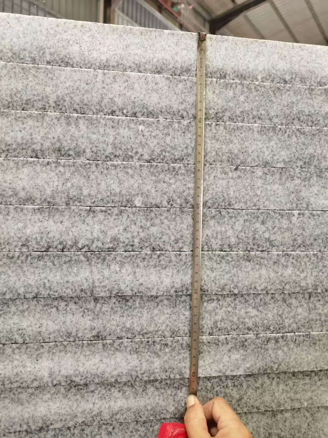 无锡 芝麻白火烧成品厚薄均匀，B料价格接近A料质量