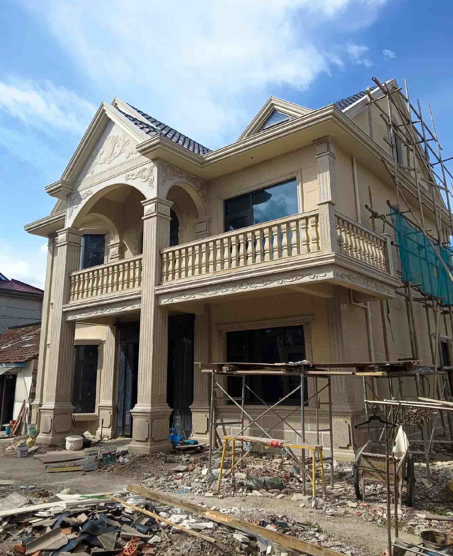 无锡 黄金麻花岗岩石材私人别墅雕花门楼柱阳台栏杆