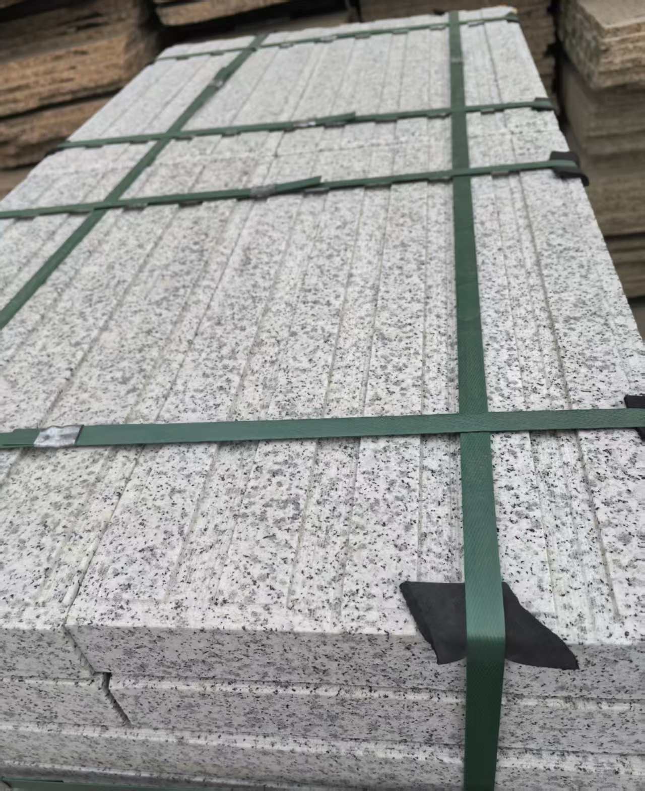 无锡 白麻花岗岩直行盲道石，盲条，地铺石