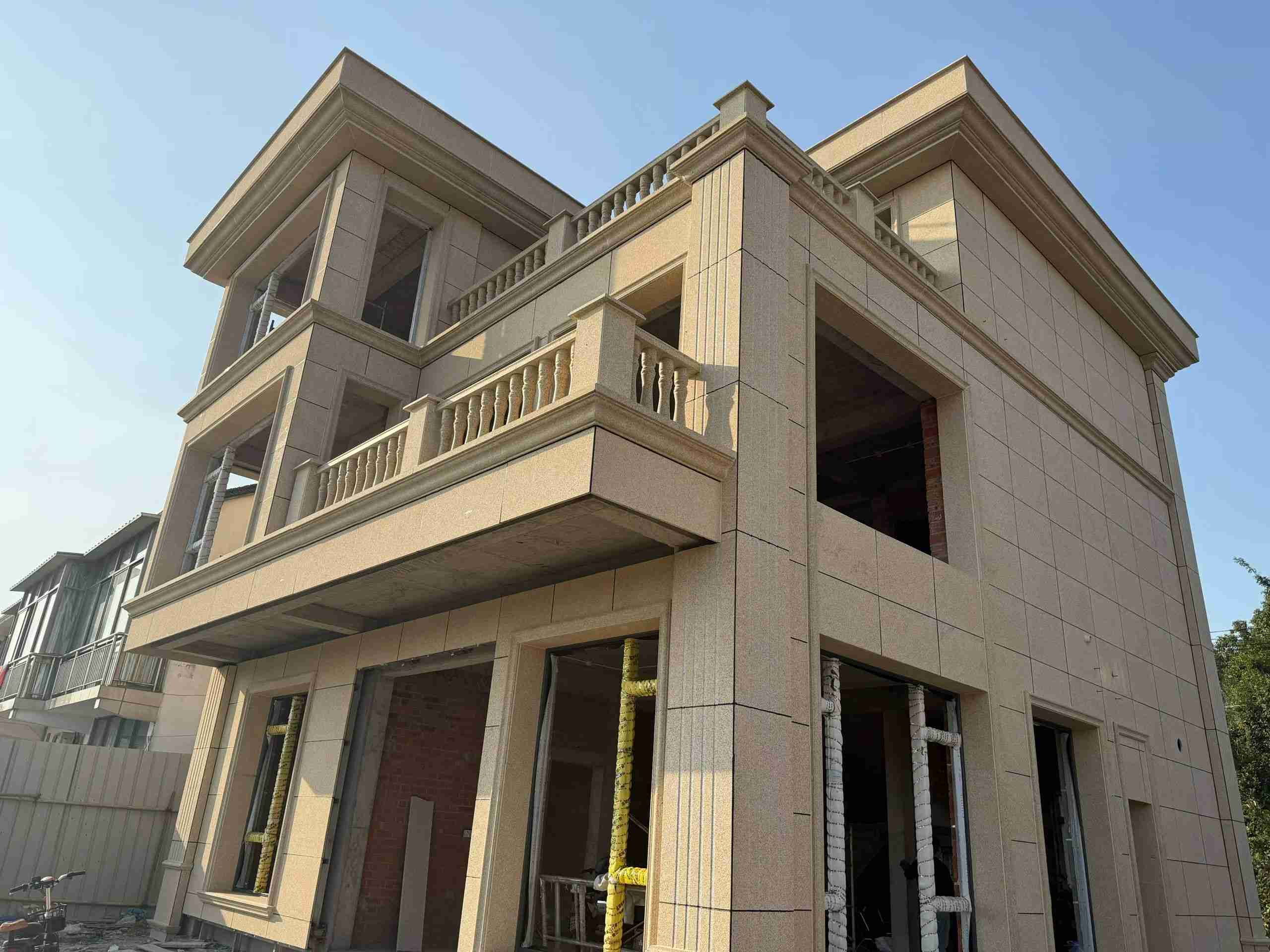 无锡 黄金麻花岗岩石材荔枝面外墙干挂效果展示