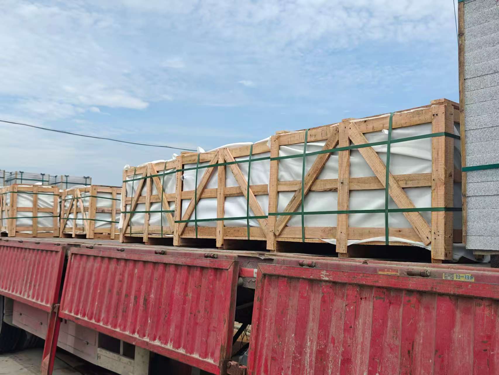 无锡 芝麻白花岗岩地铺石出口专车-泰国游