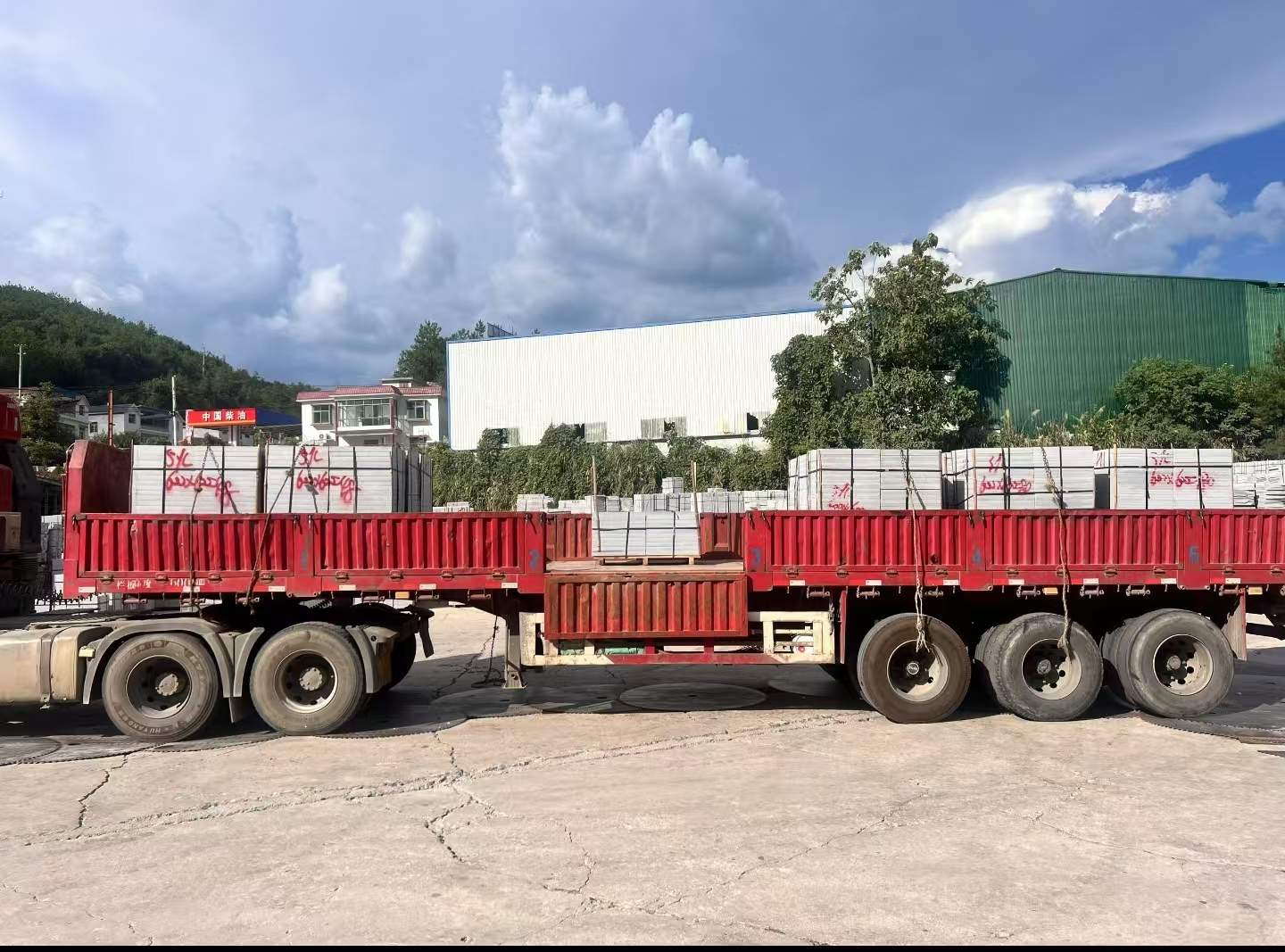 无锡 芝麻灰花岗岩地铺石出货日常