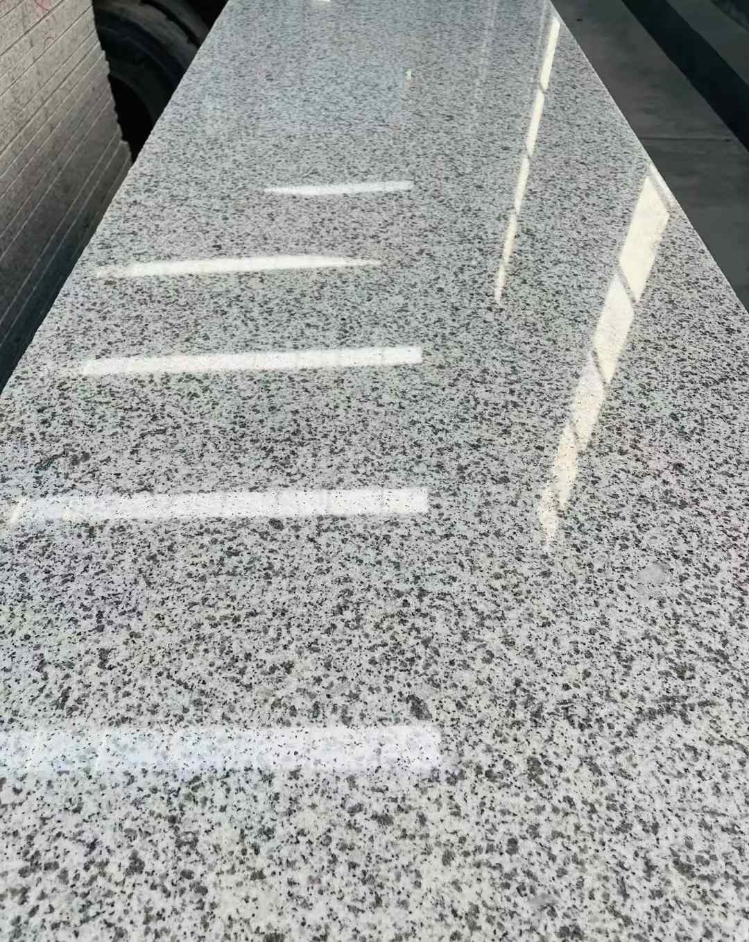无锡 白麻花岗岩光面毛板
